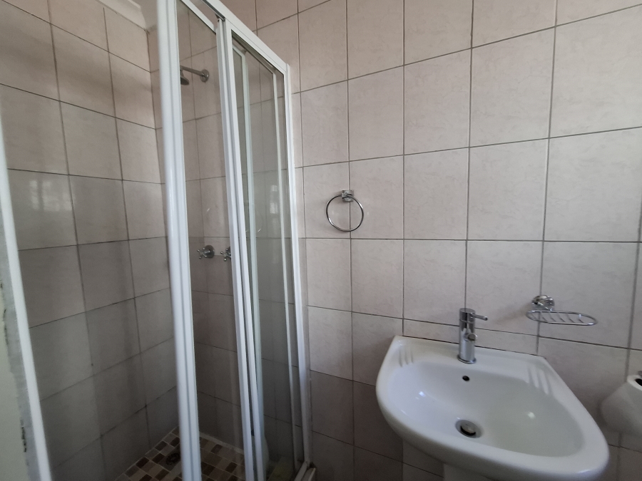 To Let 3 Bedroom Property for Rent in Table View Western Cape